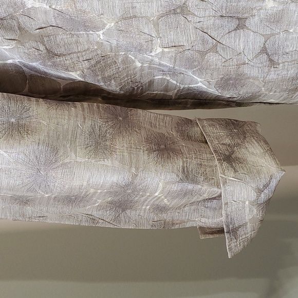 Chico's open jacket. Shiny silk fabric. Cuff sleeves. Size‎ O (8) Great u… - Picture 3 of 10